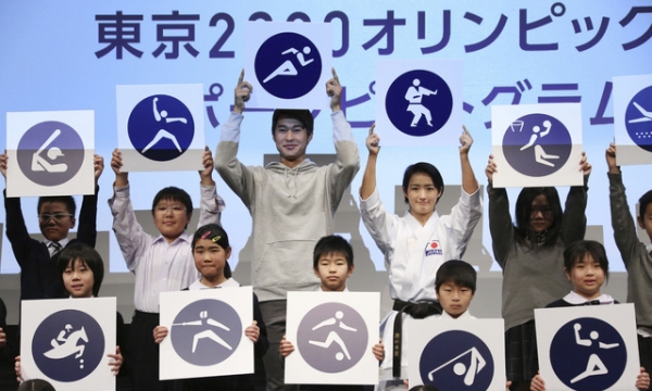 도쿄올림픽 조직위원회는 지난 3월 D-500을 기념해 내년 도쿄 올림픽의 공식 픽토그램을 공개하는 등 기념행사를 열었다. / 사진 뉴시스