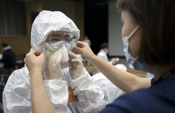 서울의료원에서 의료진들이 코로나19 대응을 준비하고 있다.Ⓒ서울의료원 제공