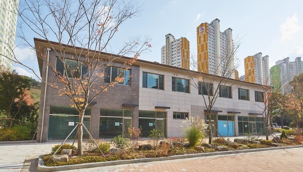 부영주택이 경상남도 창원시 마산합포구 월영동에 공급 중인 창원월영 ‘마린애시앙’ 단지 내 상가를 26일(목) 공급한다. 사진/부영주택