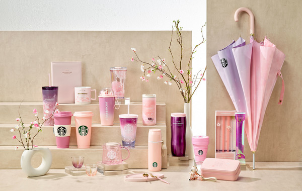 스타벅스코리아가 오는 16일부터 벚꽃 시즌을 시작한다. 사진/스타벅스코리아