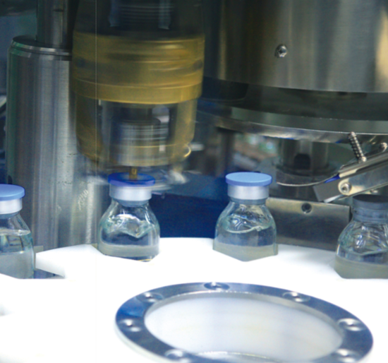 한국유나이티드제약이 코로나19 치료제로 개발 중인 ‘UI030’의 항바이러스 동물효력시험 결과, 후보물질 투여군에서 바이러스 증식을 약 90%억제하는 것으로 나타났다고 밝혔다. 사진/한국유나이티드제약 홈페이지 갈무리.