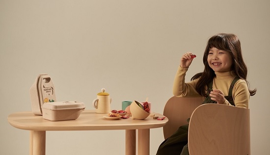 전면 등교가 시행된 지 한 달, 저학년 아이를 학교에 보내는 부모들은 아직까지 불안한 마음이 앞선다. 언제 어디서 찾아올지 모르는 감염병의 위험과 더불어 환절기면 크고 작은 질병들에 시달리는 아이들이 많이 생기기 때문이다. 사진/ 동아제약 제공