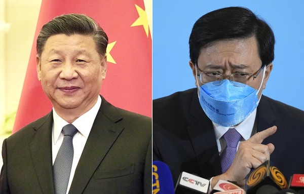 왼쪽 시진핑 중국 국가주석과 오른쪽 존 리  홍콩 행정장관 / 사진 = 뉴시스