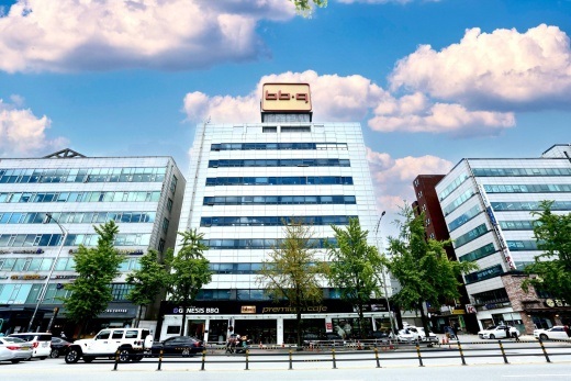  제너시스BBQ가 가맹점과 함께 하는 사회공헌 사업에 박차를 가한다. 사진/제네시스BBQ 제공