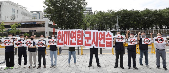 참여연대가 “‘4.27 판문점 선언’과 ‘판문점 선언 이행을 위한 군사분야 합의’가 모두 제대로 이행되지 않고 있다”면서 “상호 위협의 수준이 높아지면서 직접적인 무력 충돌의 가능성이 커지고 있다. 남,북,미 모두 위험천만한 무력 시위를 즉각 중단해야 한다”고 밝혔다. 사진/ 뉴시스 제공