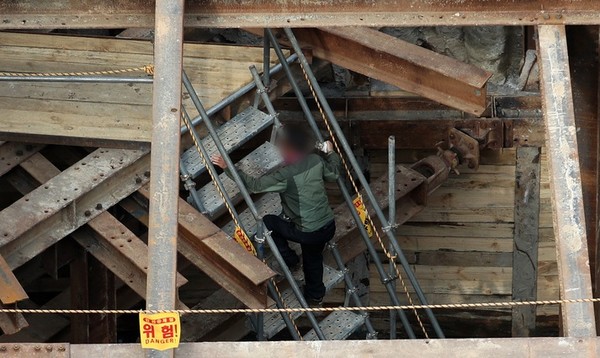 국회 환경노동위원회 소속 박대수 국회의원은 건설현장의 화장실 설치에 관한 규정을 현실화하는 '건설근로자의 고용개선 등에 관한 법률 개정안'을 대표발의 했다고 밝혔다. 사진/ 뉴시스 제공