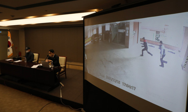 지난 22년 인천 층간소음 흉기난동 사건 CCTV 영상 공개 기자회견 장면. 사진 / 뉴시스 