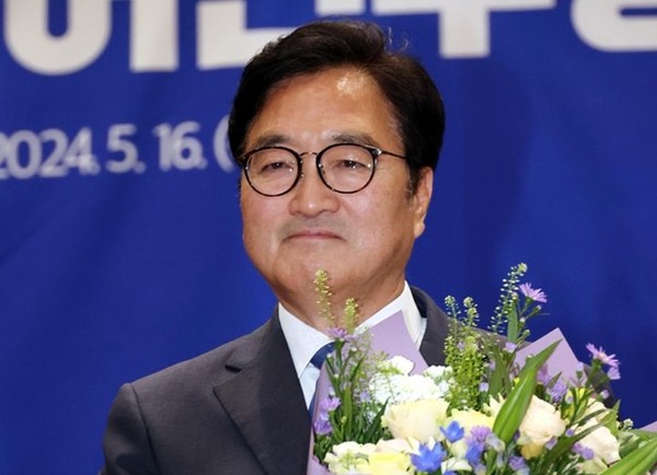 22대 국회 전반기 국회의장 후보로 선출된 우원식 더불어민주당 의원 / 사진 = 뉴시스