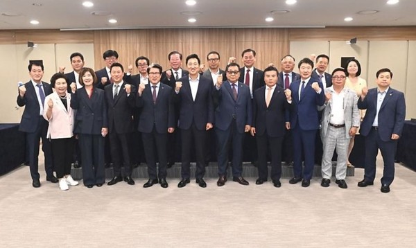 한국자유총연맹 서울 회장단은 서울특별시장 오세훈과 오찬 간담회 /사진 다선뉴스