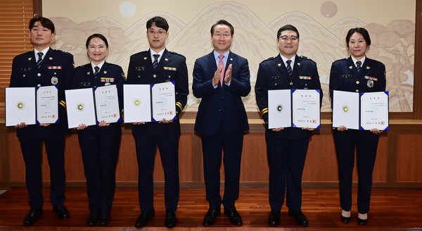 자치경찰 승진 임명장 수여식/사진 인천시