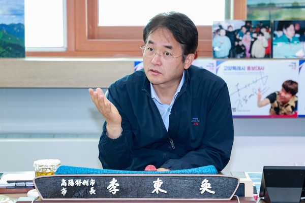 직소민원 면담 중인 이동환 고양특례시장/ 사진 고양시