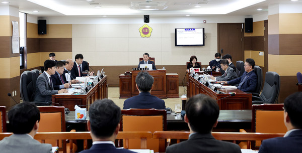 인천시의회 산경위, 환경문제 심층 감사/사진 인천시의회