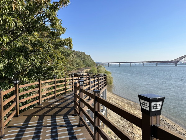 행주산성 수변데크길/ 사진 고양시