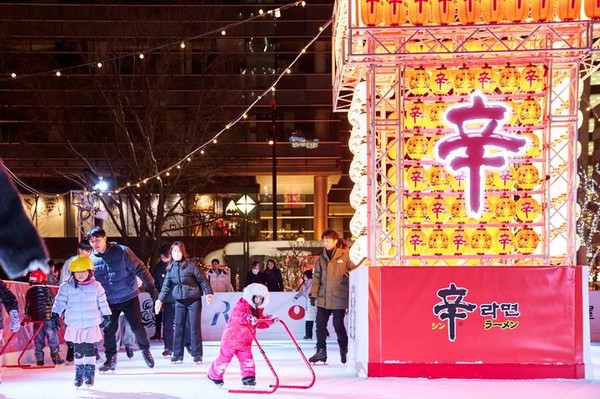 일본 삿포로 눈축제 농심 '신라면 아이스링크' 이미지 / 사진 = 농심 제공