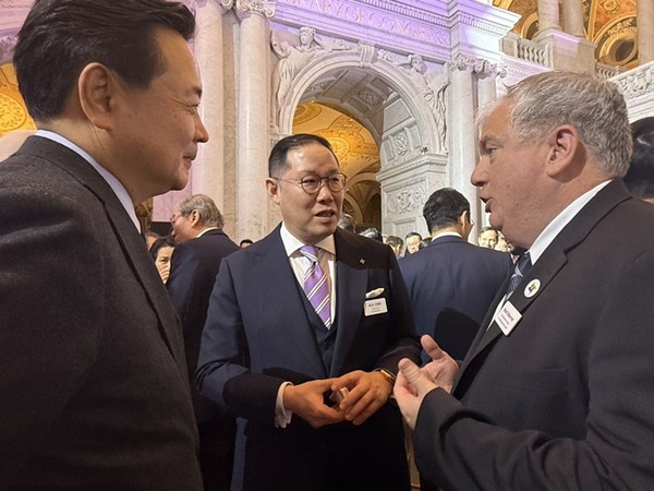 왼쪽부터 조현동 주미대사, 조현상 HS효성 부회장, 맷 머레이 미국 APEC 대사 / 사진 = HS효성 제공