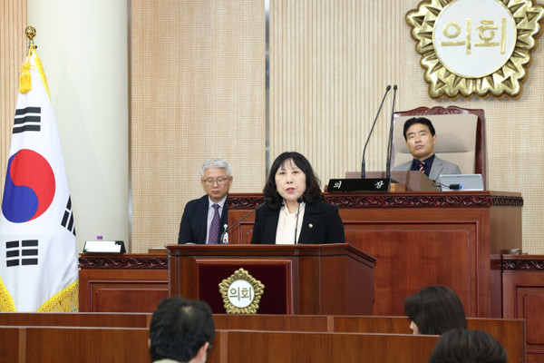고양특례시의회 고덕희 의원(국민의힘, 식사동‧풍산동‧고봉동, 건설교통위원회), ‘고양형 천원택시’ 도입을 강력히 촉구/ 사진 고양시의회