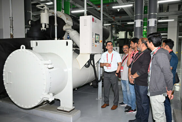 LG전자가 19일 글로벌 냉난방공조(HVAC) 컨설턴트를 국내로 초청해 'LG HVAC 리더스 서밋 2025’를 개최했다. / 사진 = LG전자 제공