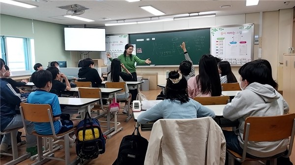 인천북부교육지원청(교육장 윤건선), 관내 초·중학생을 대상으로 학급 단위 관계 형성 프로그램 ‘아롱다롱 우리’를 운영/ 사진 인천북부교육지원청