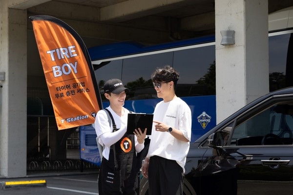 대구 삼성 라이온즈파크에서 진행한 '타이어 보이' 이벤트. / 사진 = 한국타이어 제공
