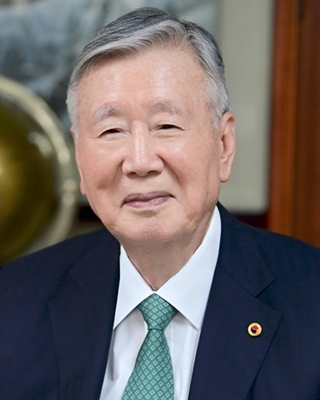 부영그룹 이중근 회장 / 사진 = 부영 제공